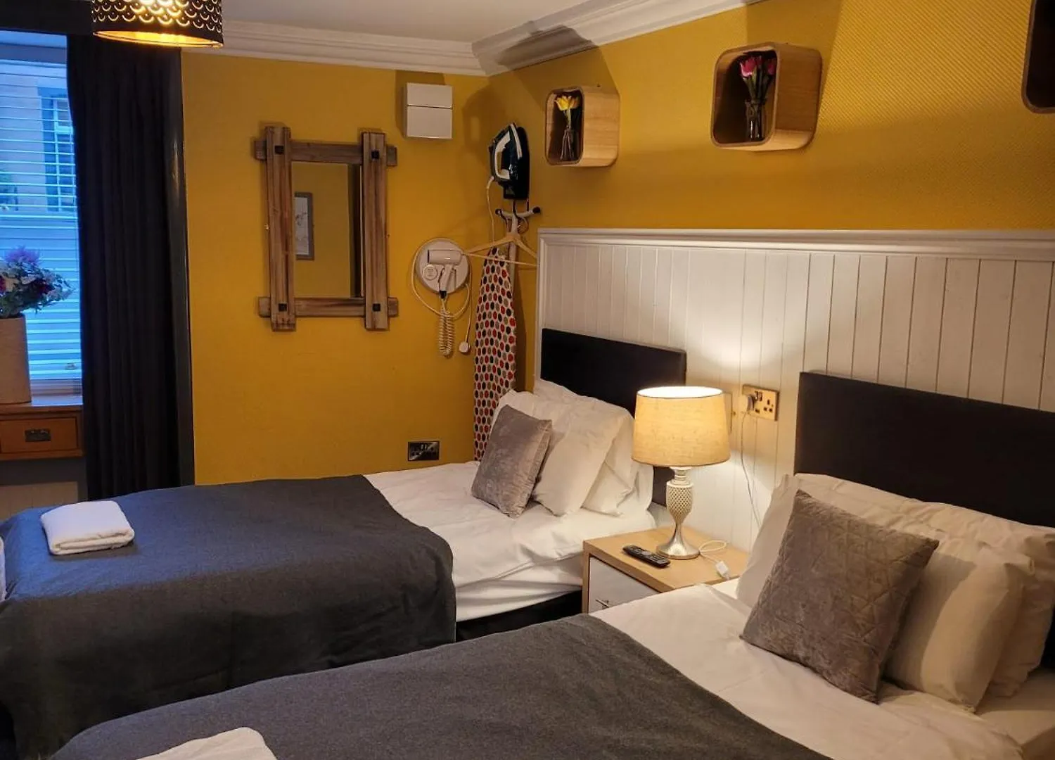 The Suite No48 Edinburgh 0*,